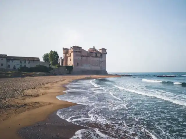 Versilia e il suo lungomare: un percorso tra storia e natura