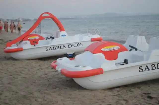 Versilia: passeggiate sul lungomare tra storia e natura