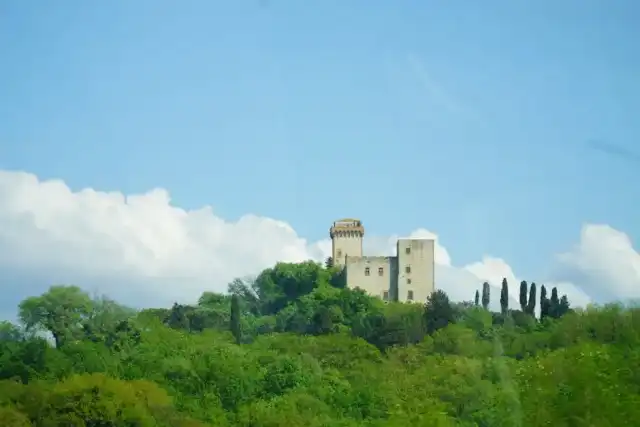 Versilia tra storia e mistero: i castelli da esplorare nel weekend